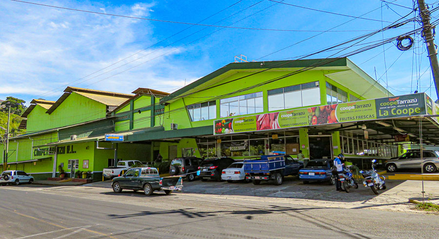 Supermercado-CoopeTarrazu.jpg